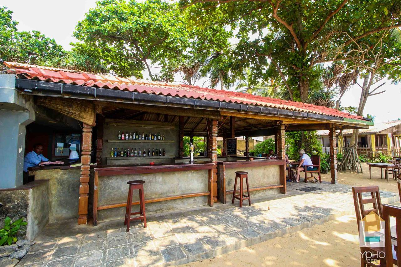 Yoho Rivi Ras Hotel Dehiwala-Mount Lavinia Kültér fotó