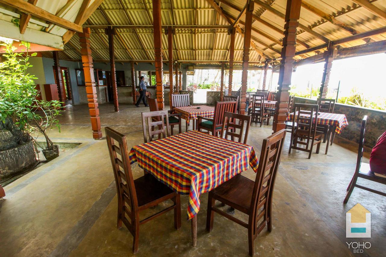 Yoho Rivi Ras Hotel Dehiwala-Mount Lavinia Kültér fotó