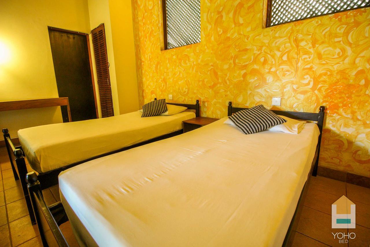 Yoho Rivi Ras Hotel Dehiwala-Mount Lavinia Kültér fotó